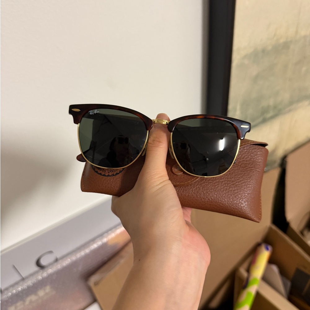 Ray-Ban Sunglasses/Eyewear Tortoise